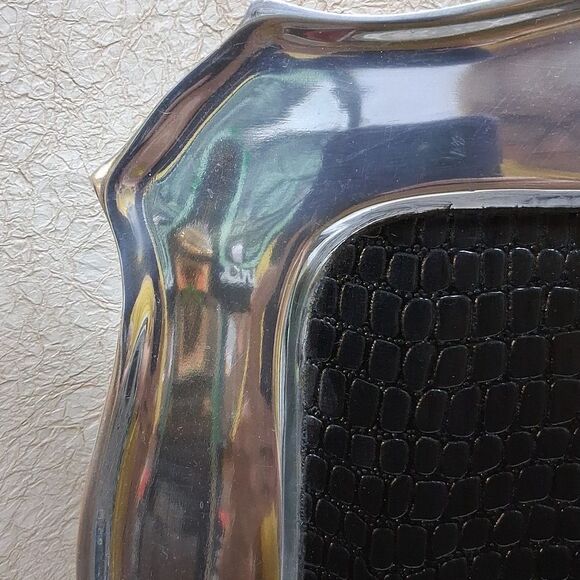 Elegant Silver and Black faux leather crocodile print insert Casa Cristina Tray. - Picture 3 of 8